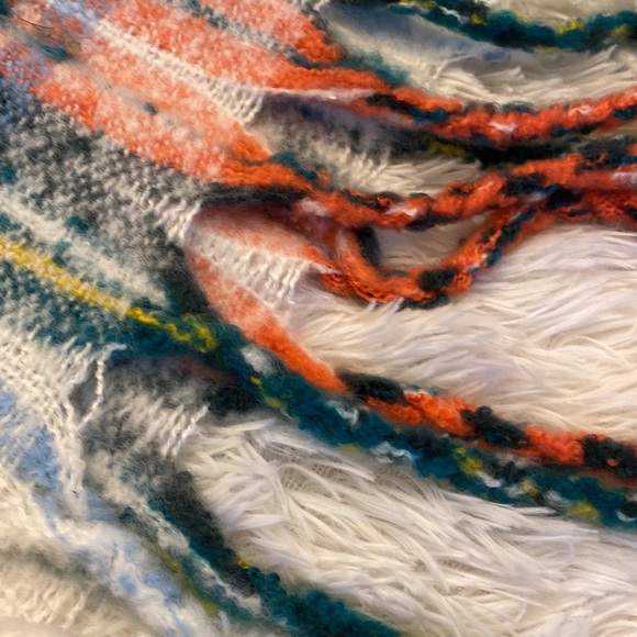 NWT AERIE | Plaid Blanket Scarf Large Fringe warm winter fall - Picture 11 of 11
